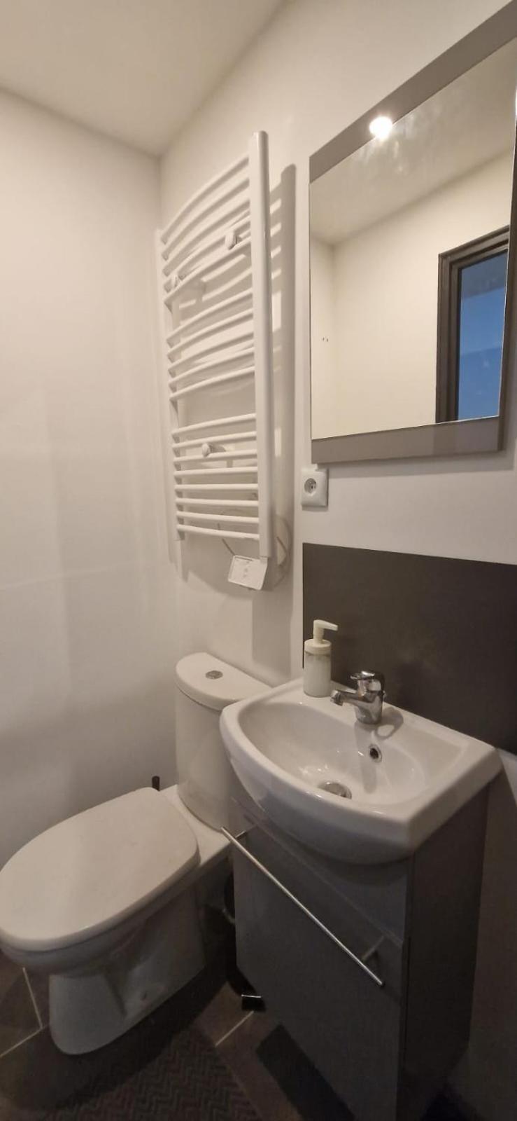 Roz 3 Holiday home Massy (Essonne)