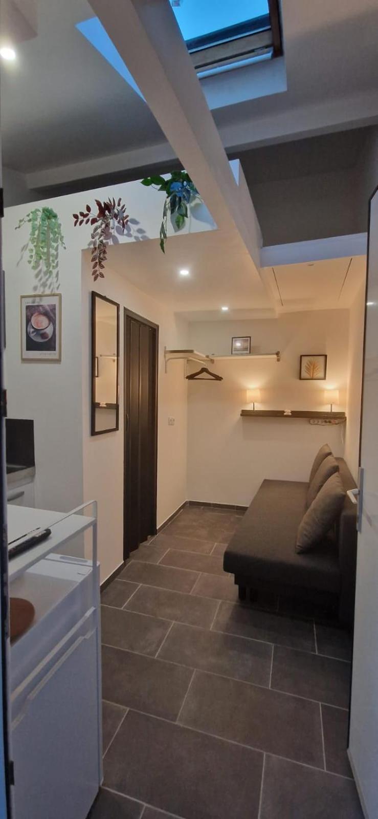 Roz 3 Holiday home Massy (Essonne)